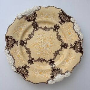 Anthropologie Vintage Shabby Chic Set of 2 Etruscan Festoon Salad Plates Yellow